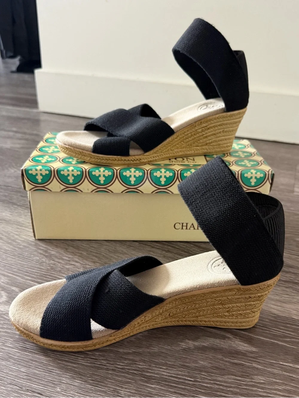 Charleston Shoe Co, Cannon Wedge Sandals, size 6, black, new in box!